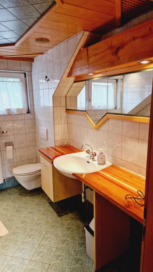 Gasthof Dorfschenke Stall Buitenkant foto