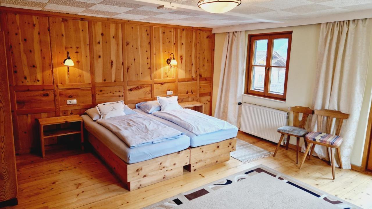 Gasthof Dorfschenke Stall Buitenkant foto
